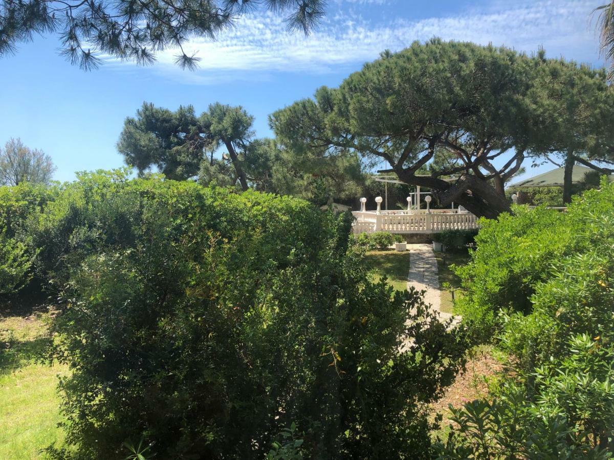 Domizia Palace Hotel Baia Domizia Εξωτερικό φωτογραφία